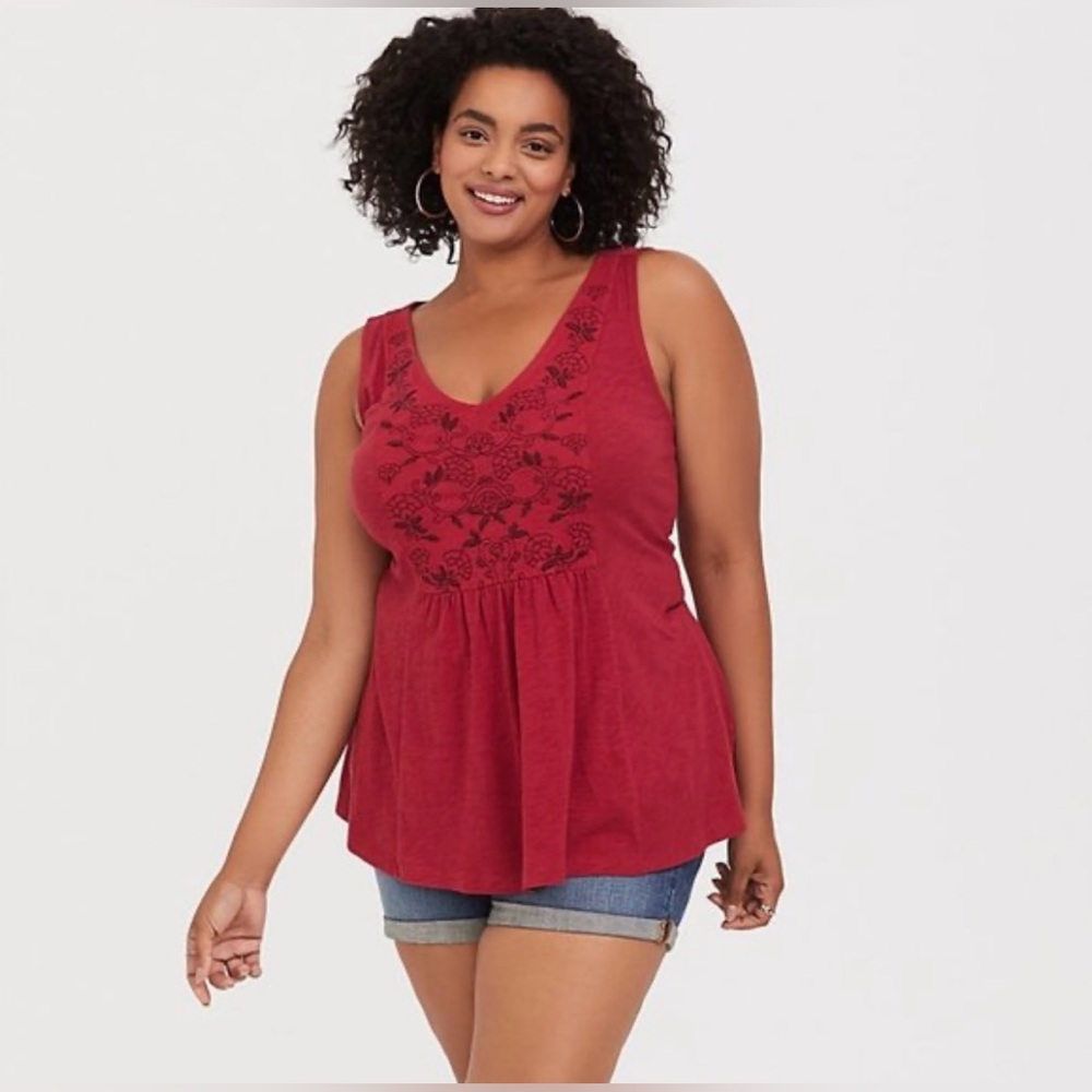 Torrid Red Embroidered Floral V-Neck Sleeveless Tank Top Plus Size 0 Women’s EUC